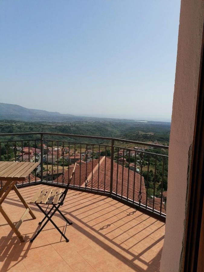 La Rocca Dei Borboni Bed and Breakfast Santa Domenica Talao Buitenkant foto
